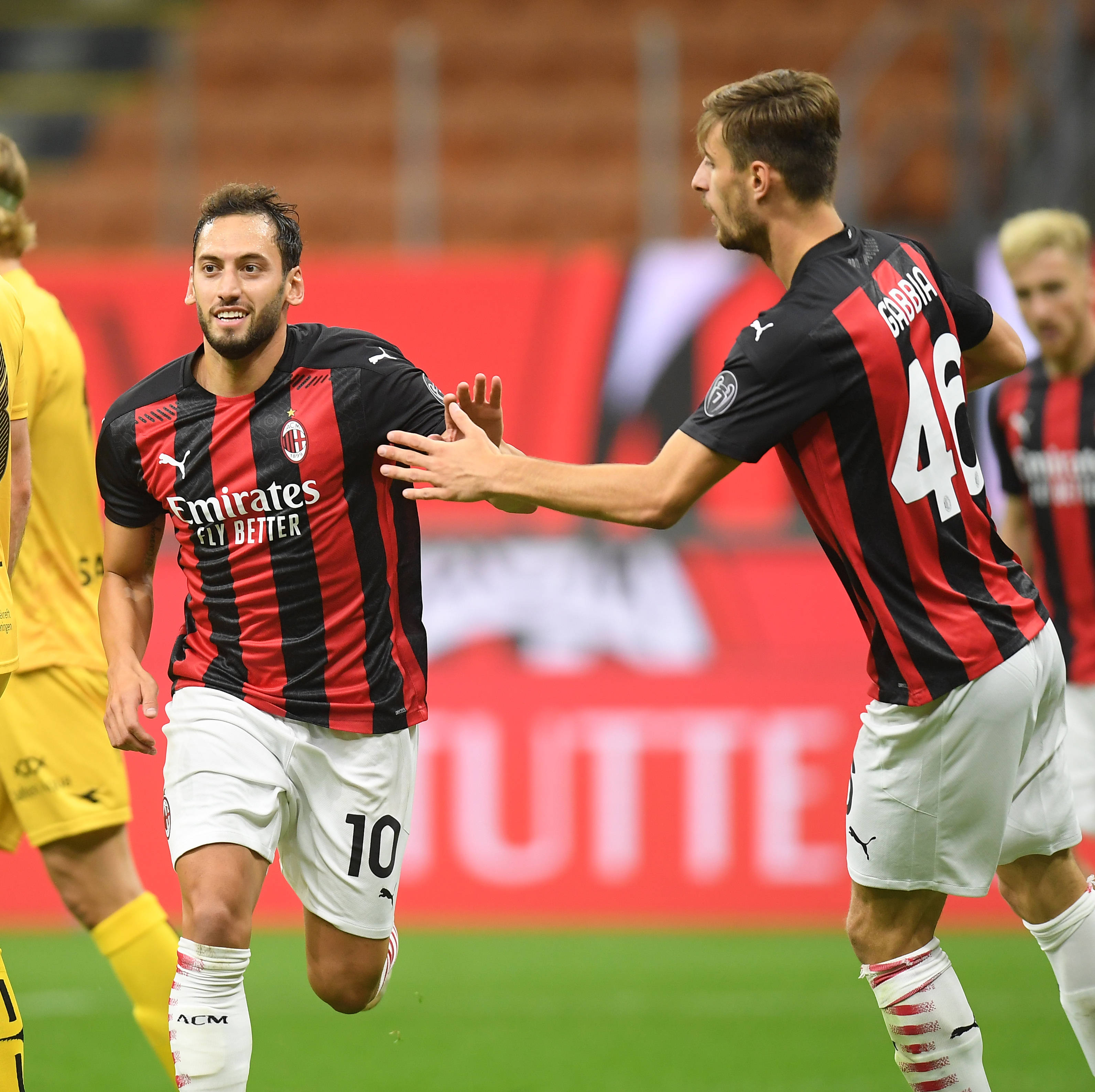 阵容缺口和 阵容缺口和